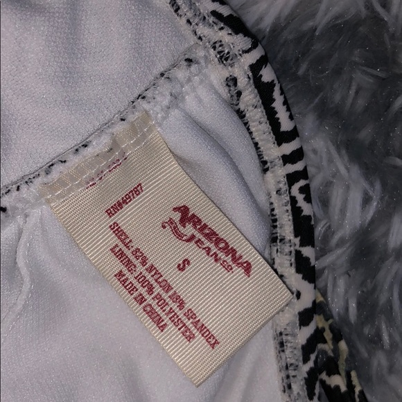 Bikini Set - Picture 9 of 9